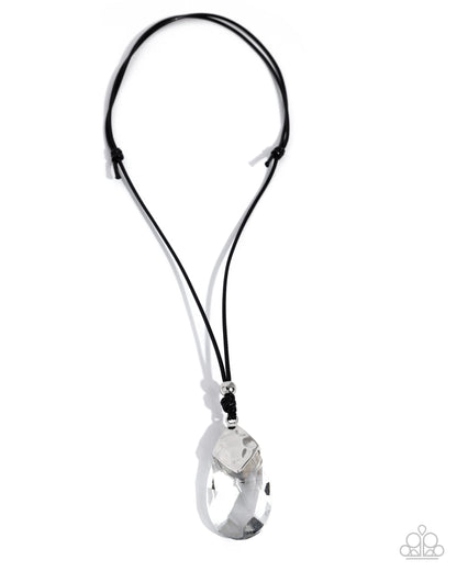 Gasp-Worthy Genre - black - Paparazzi necklace