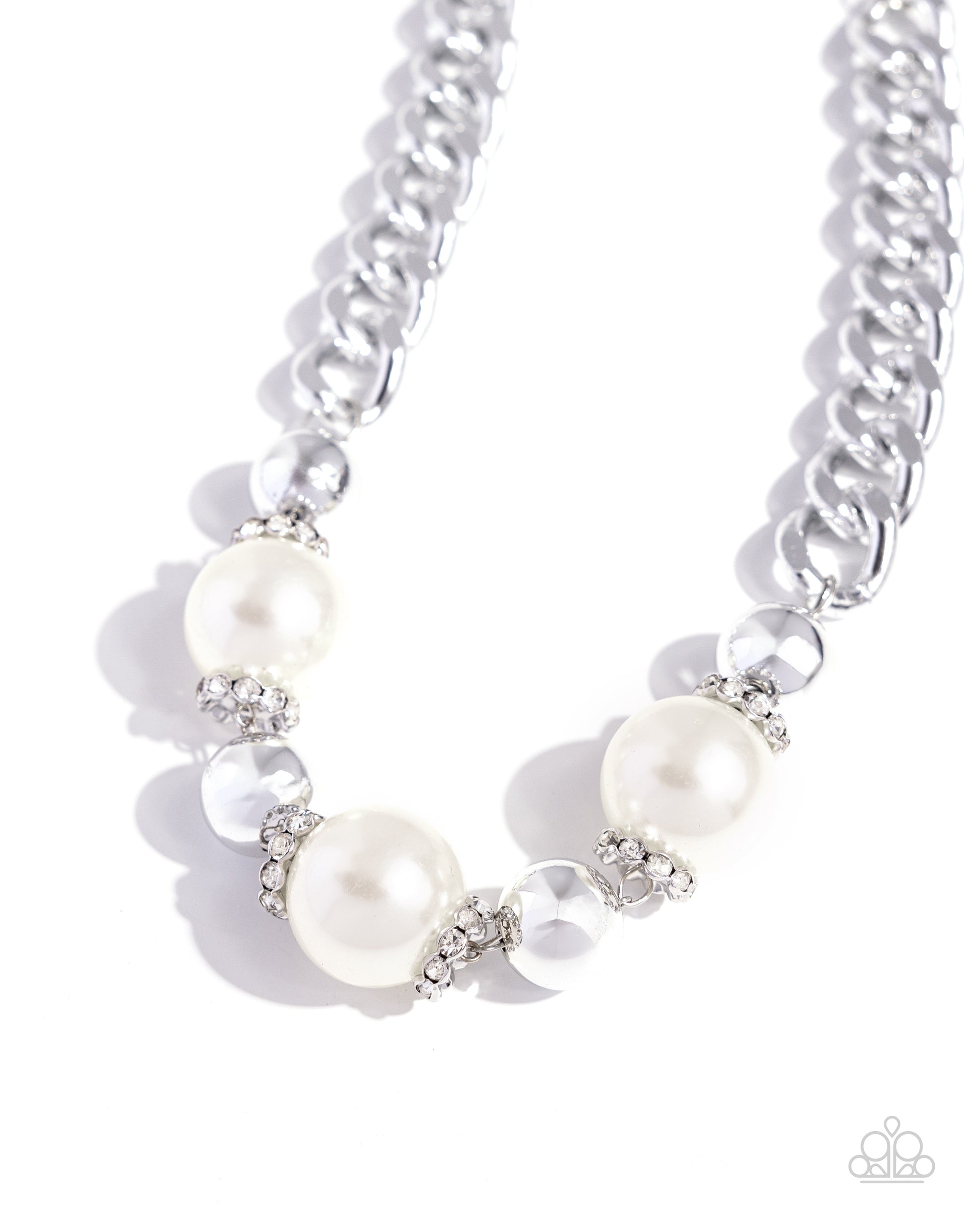 Generously Glossy - white - Paparazzi necklace