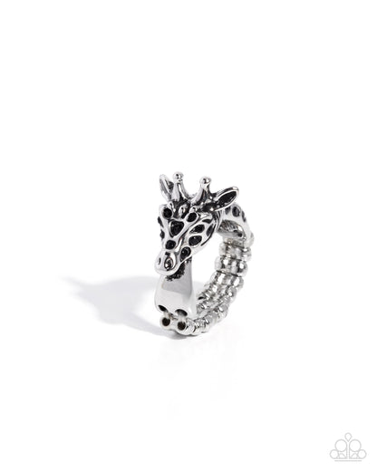 Giraffe Glam - black - Paparazzi ring