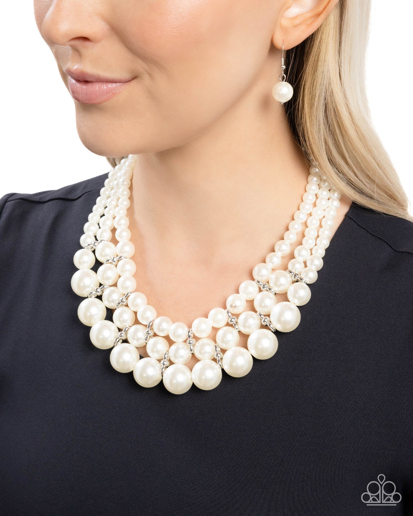 Glossy Gala - white - Paparazzi necklace