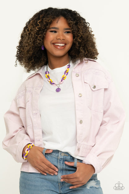 Go the Extra SMILE - purple - Paparazzi bracelet