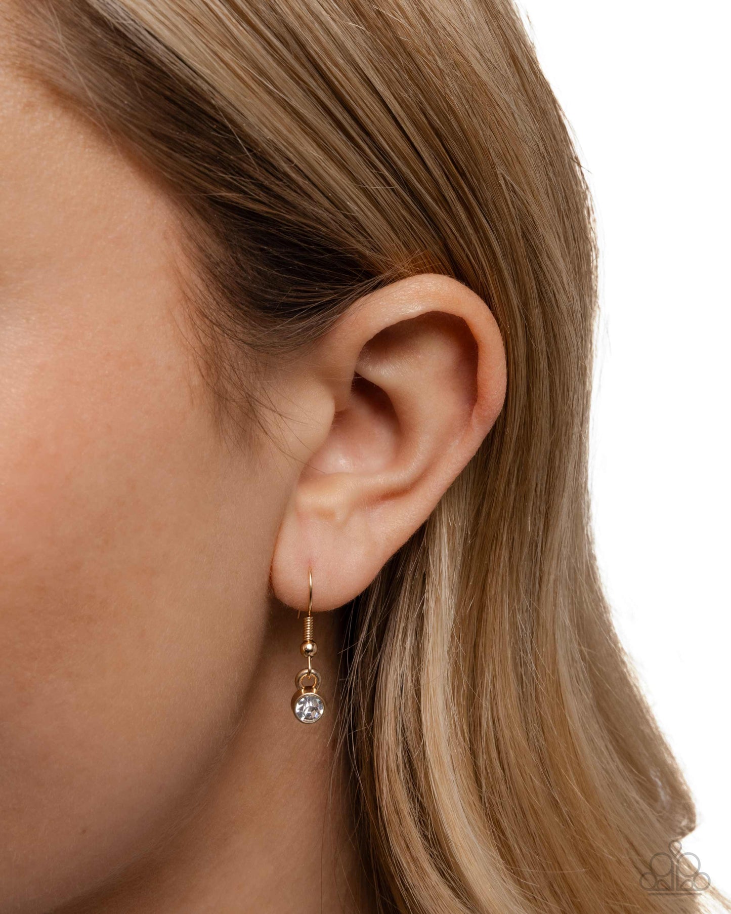 Graceful Glory - gold - Paparazzi necklace