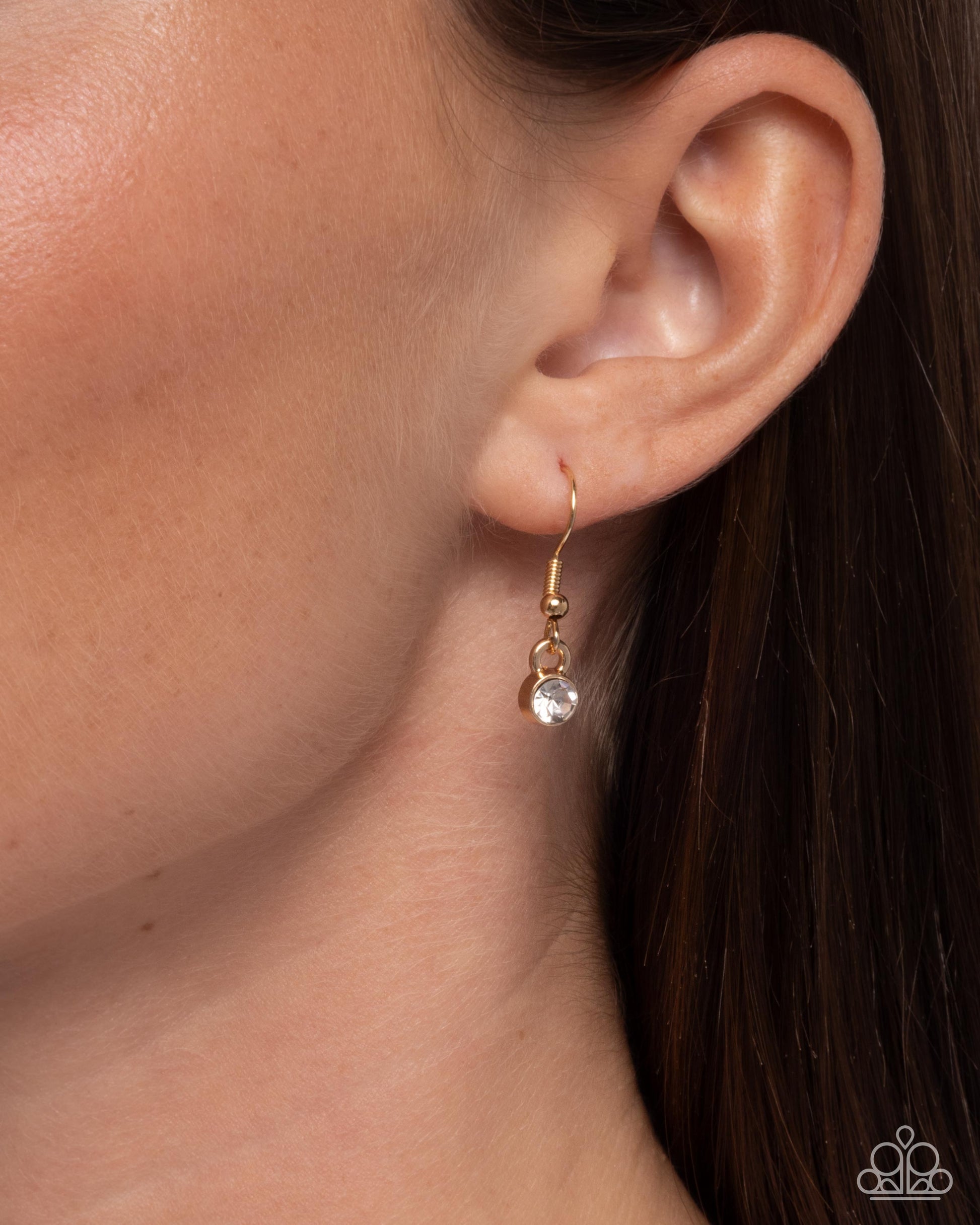 Graduated Glitter - gold - Paparazzi necklace