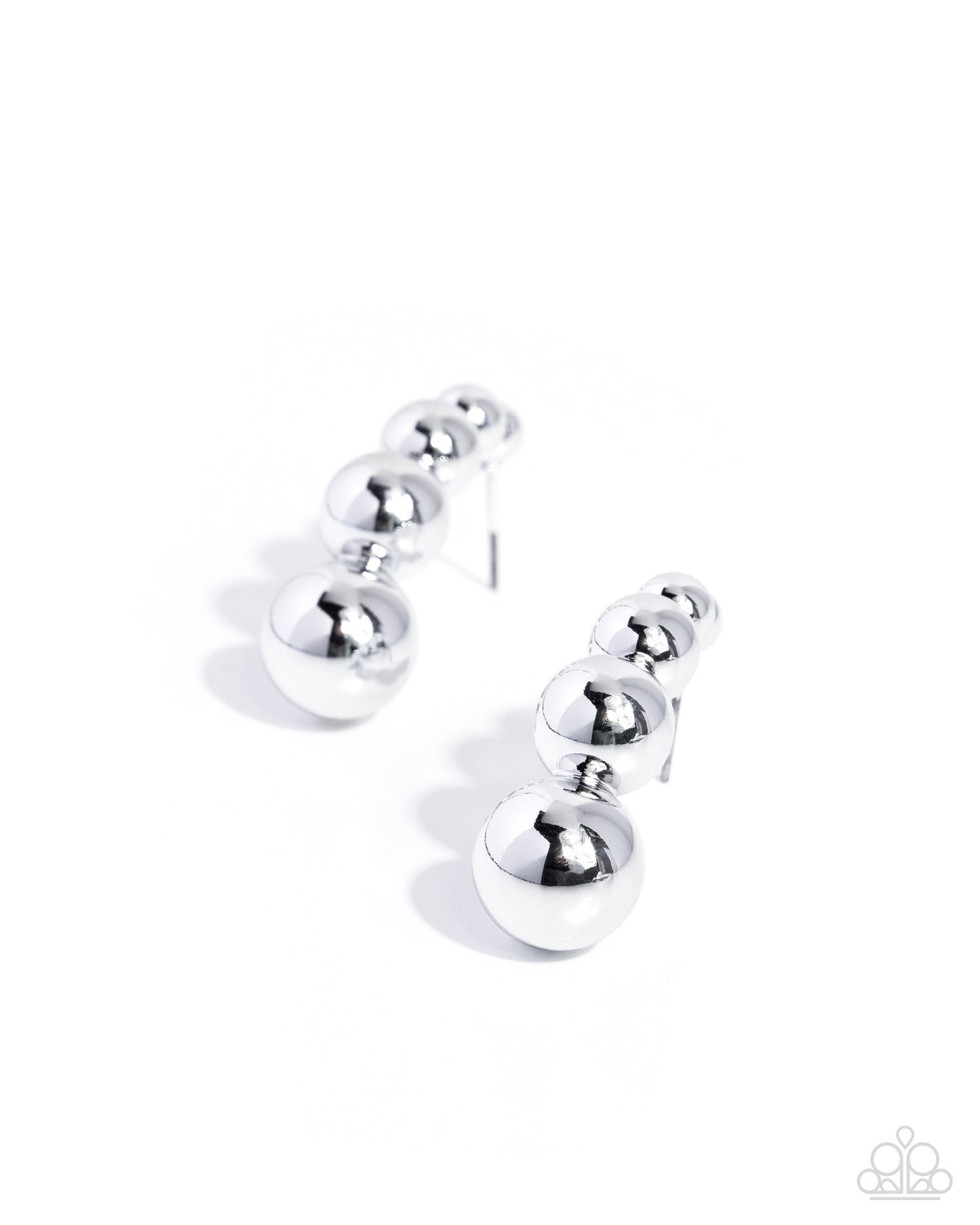 Graduated Grunge - silver - Paparazzi earrings