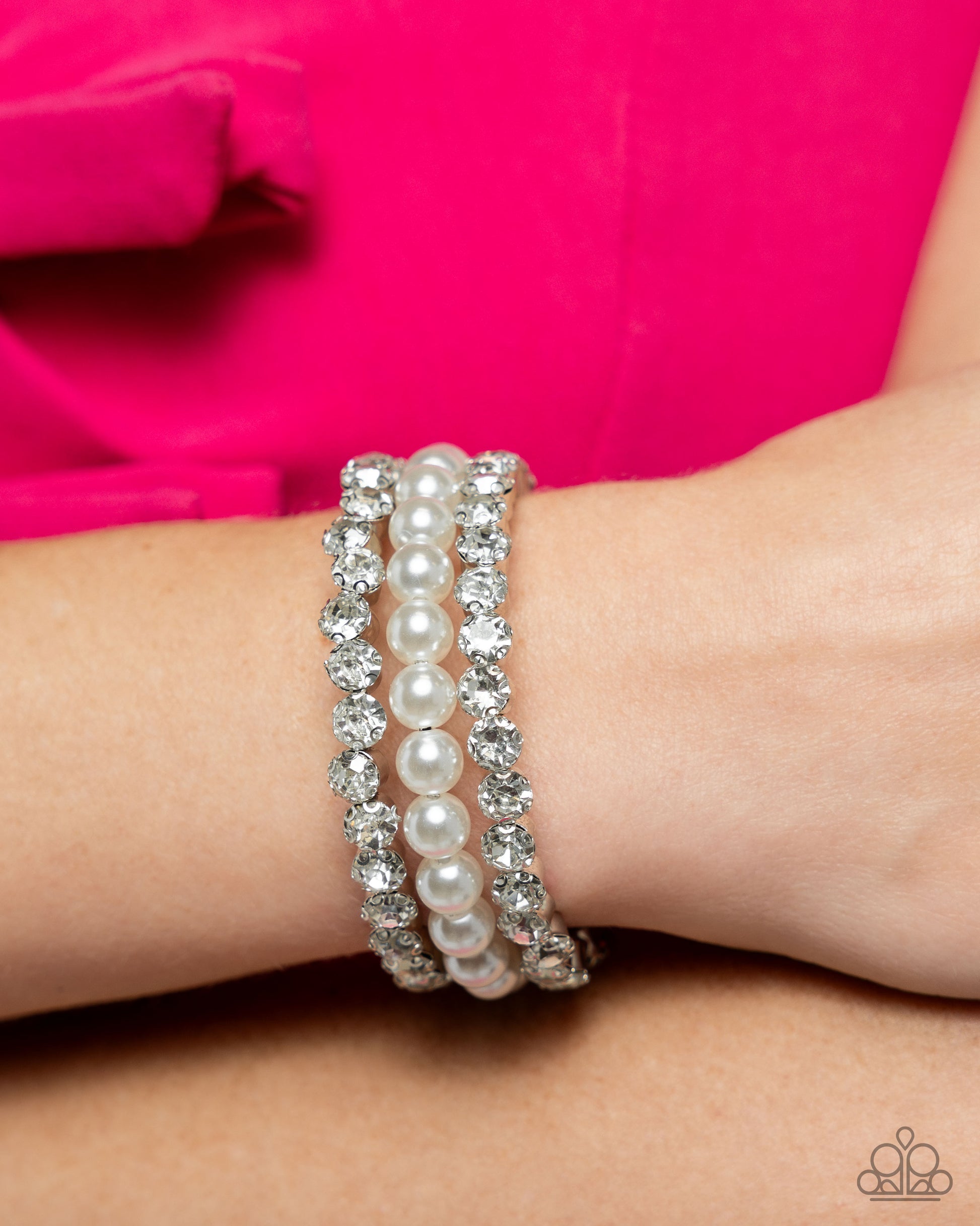 Grandiose Glitz - white - Paparazzi bracelet