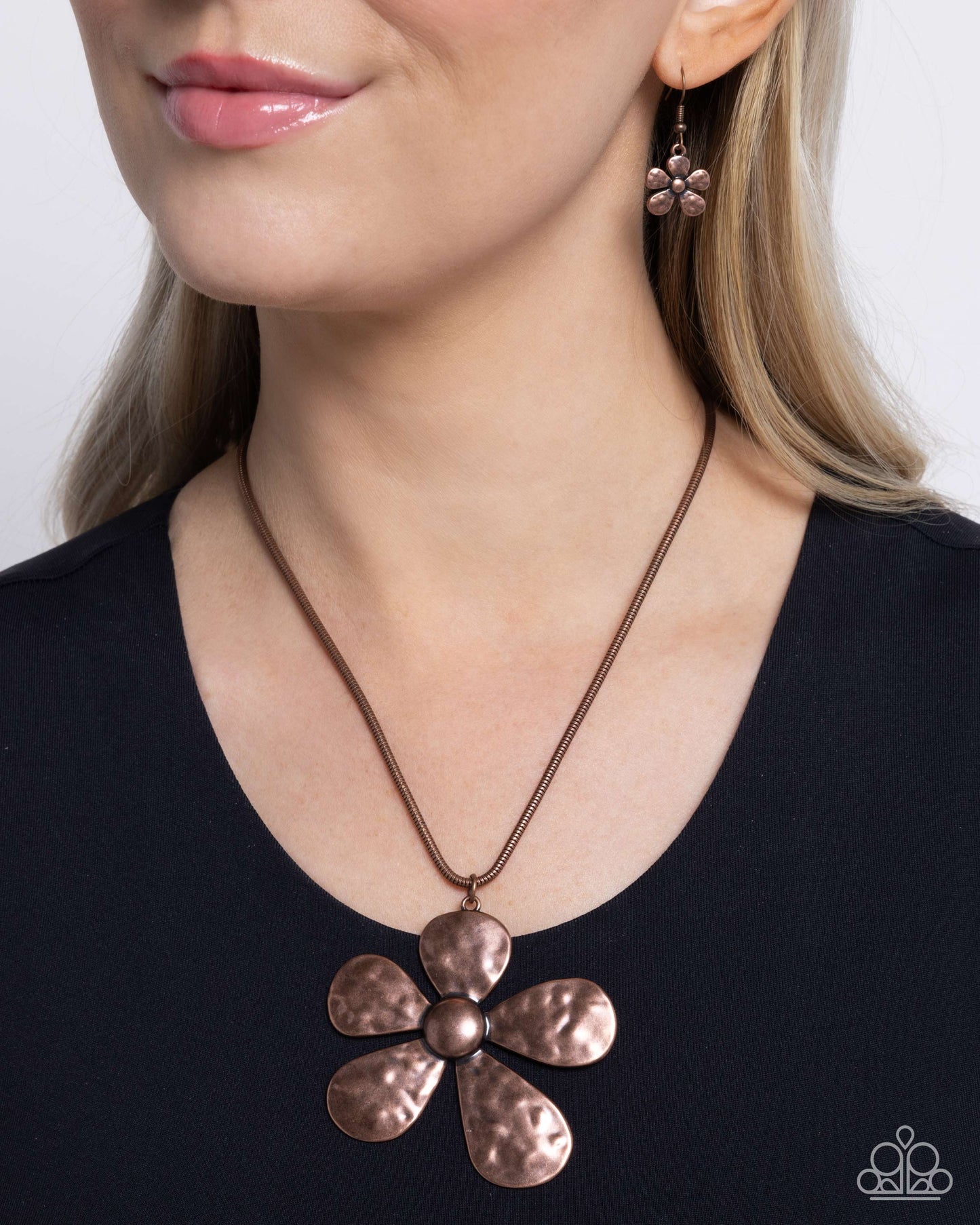 Gratifying Garden - copper - Paparazzi necklace