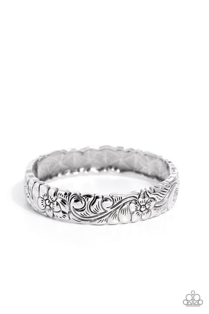 Grounded Grace - silver - Paparazzi bracelet