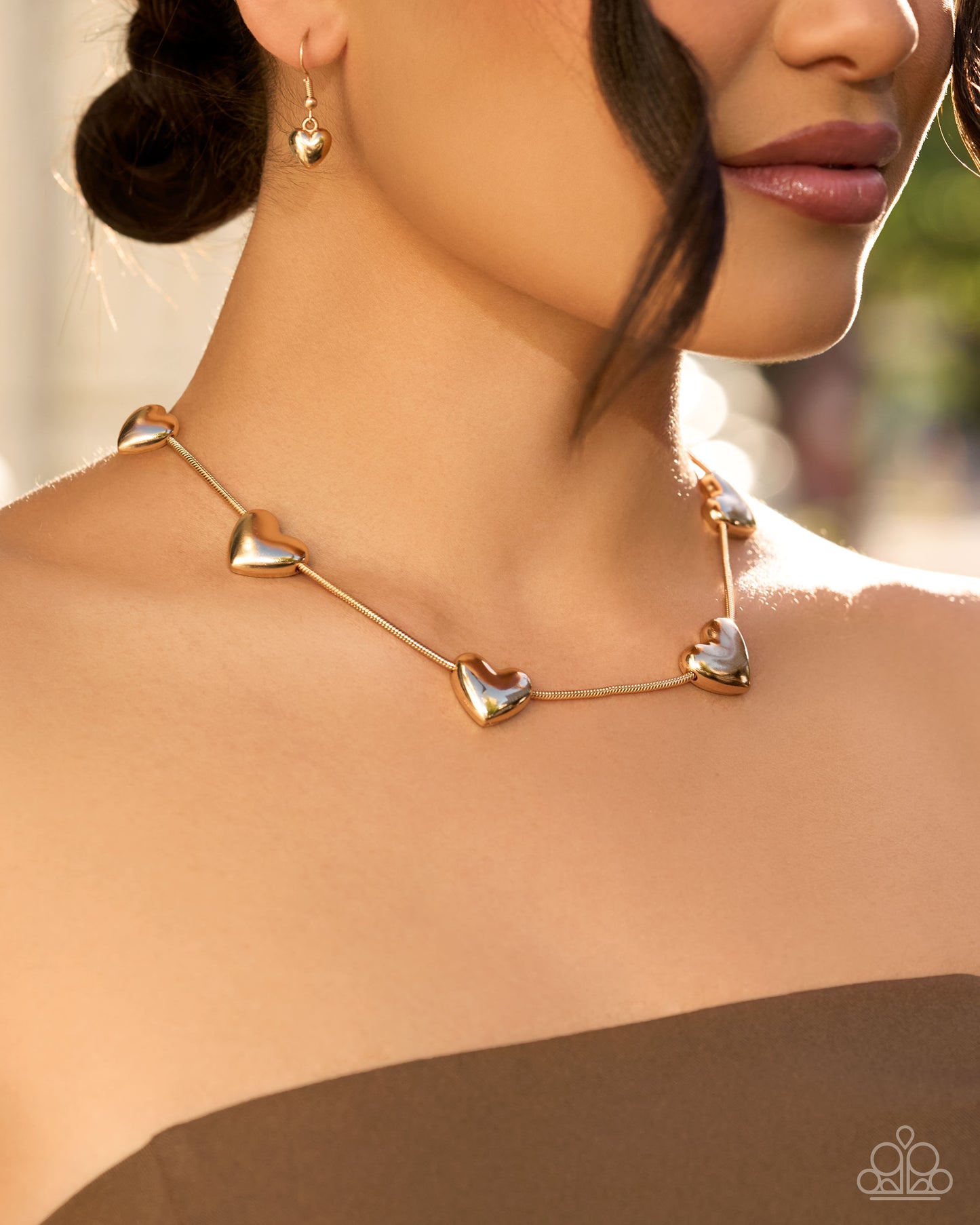 Group Date - gold - Paparazzi necklace