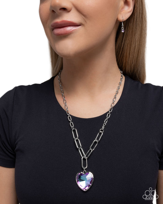 HAUTE Heart - purple - Paparazzi necklace