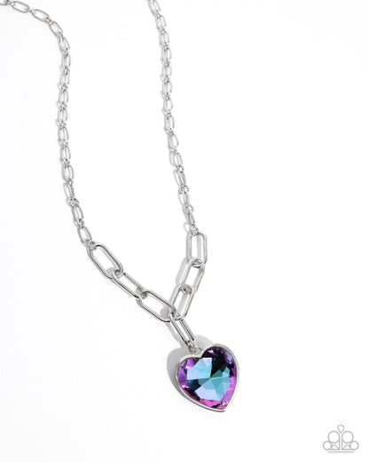 HAUTE Heart - purple - Paparazzi necklace