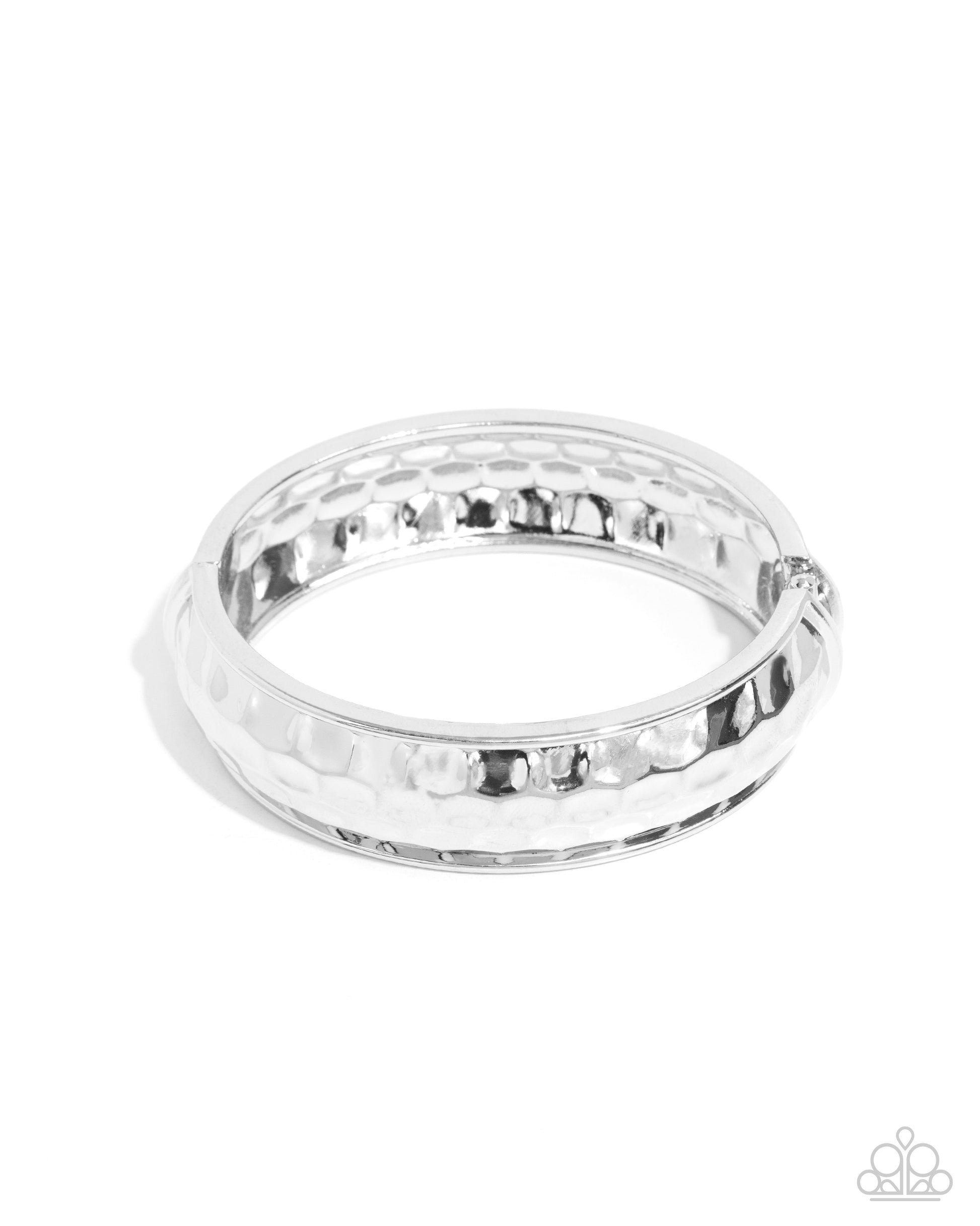Hammered Hardware - silver - Paparazzi bracelet
