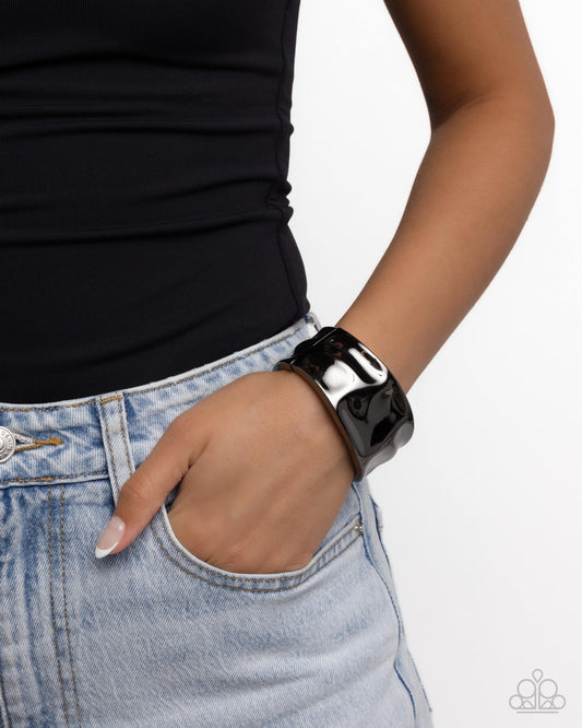 Hammered Hope - black - Paparazzi bracelet