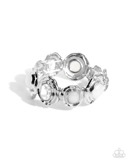 Hammered High - white - Paparazzi bracelet