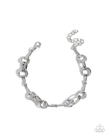 Hasty Hindsight - silver - Paparazzi bracelet