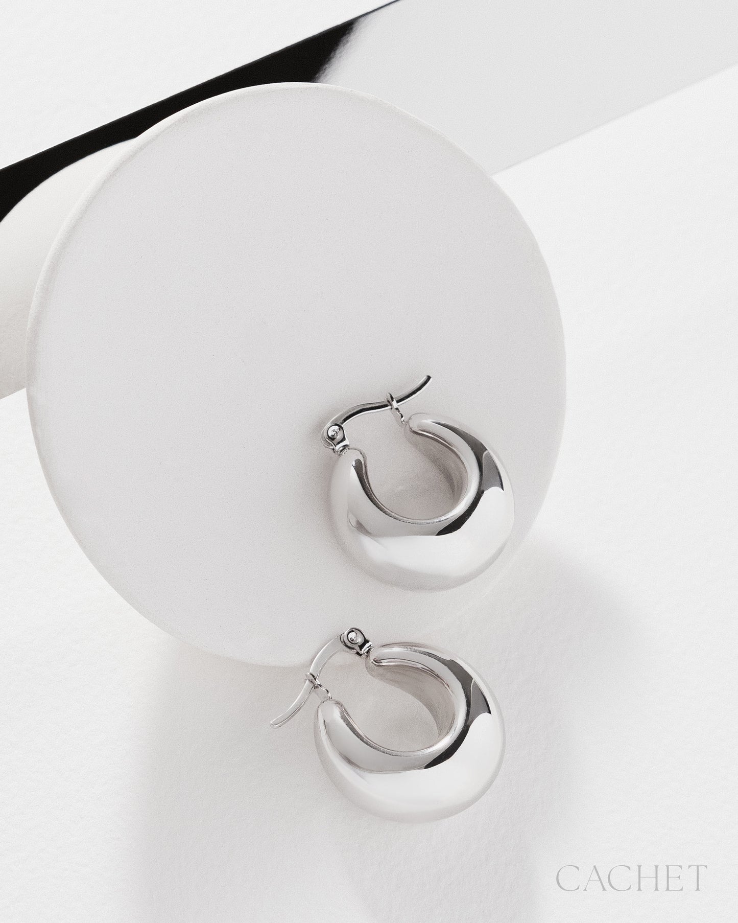 Haute - Cachet earrings - Cachet by Paparazzi