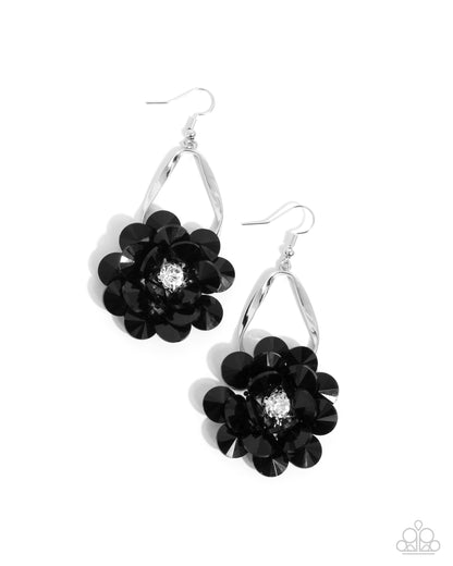 Have It All - black - Paparazzi earrings