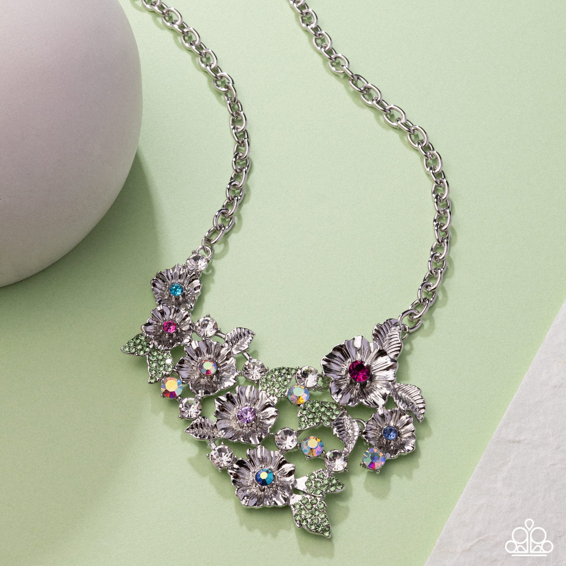 Head-Turning Haute - multi - Paparazzi necklace