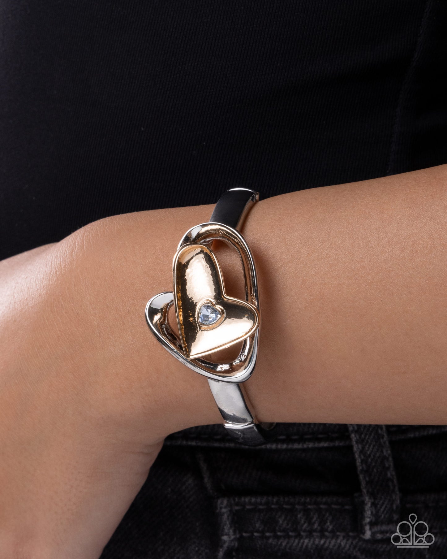 Heartfelt Help - blue - Paparazzi bracelet