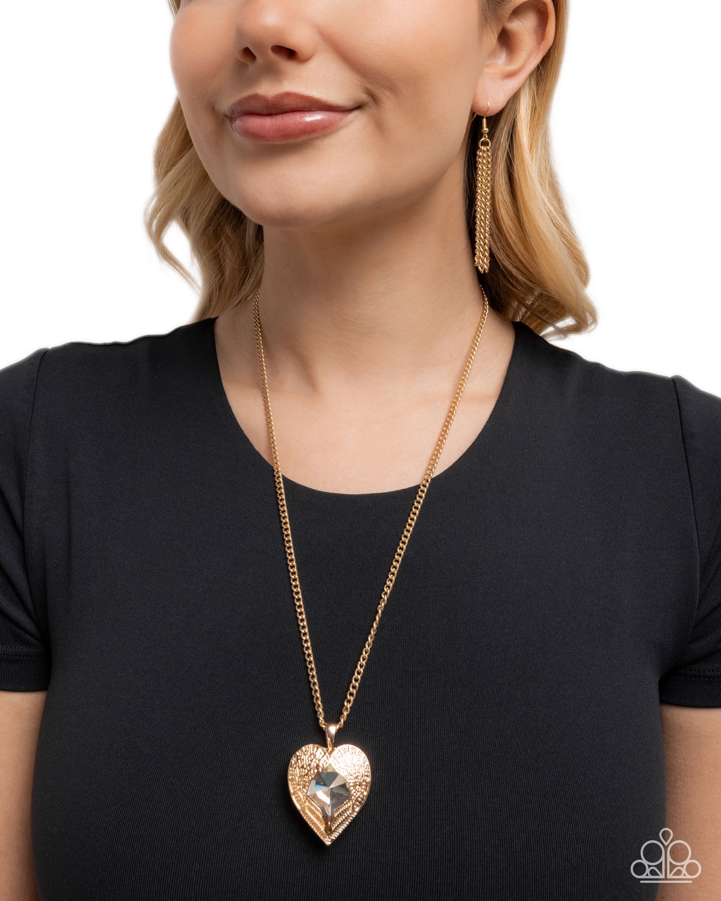 Heartfelt Honor - gold - Paparazzi necklace