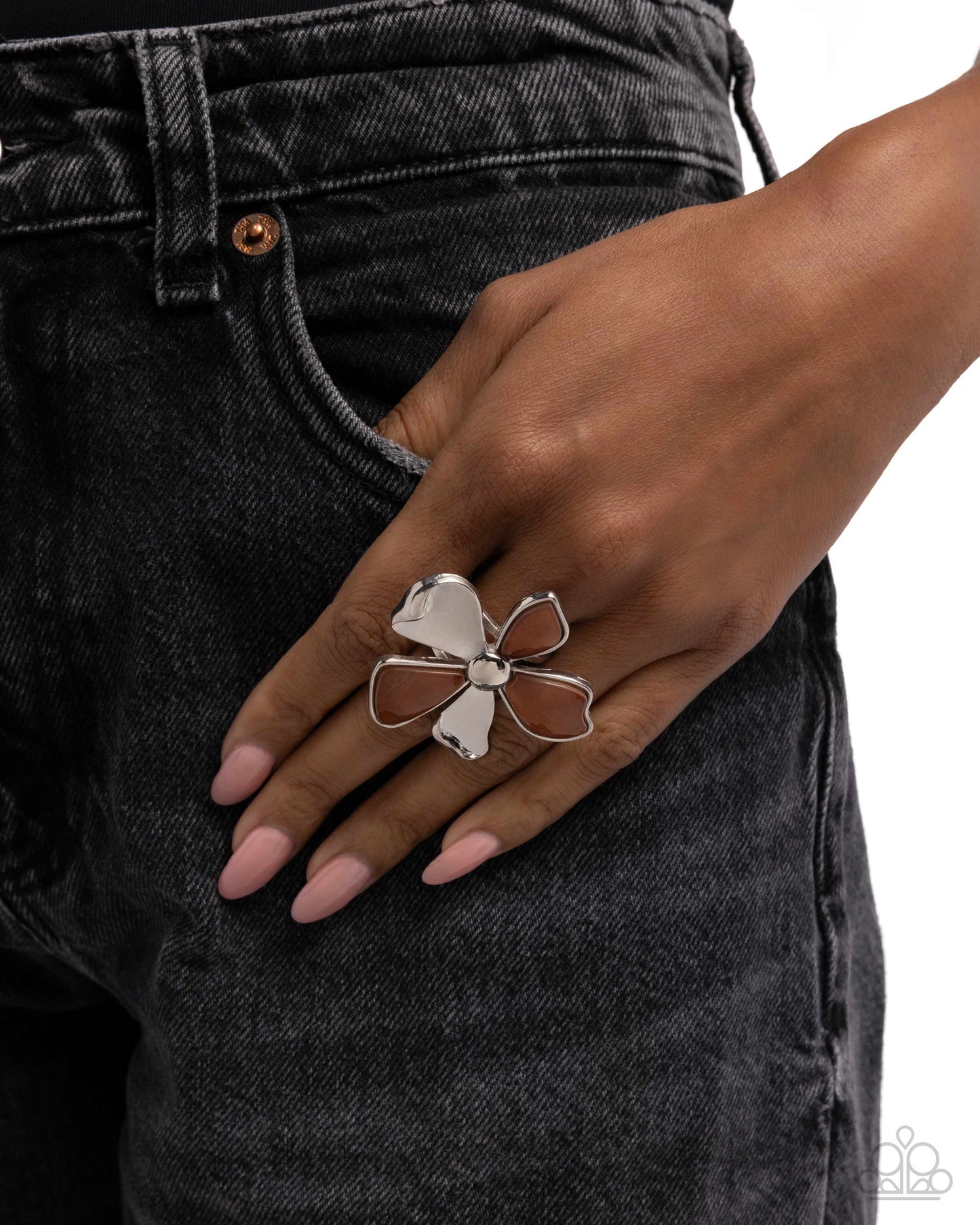 Heroic Tale - brown - Paparazzi ring