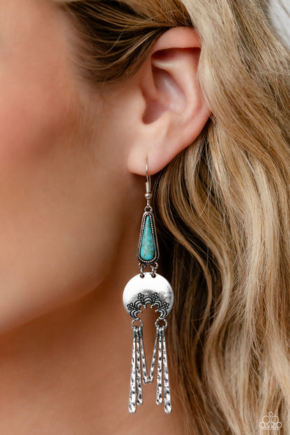 Highland Haute - blue - Paparazzi earrings