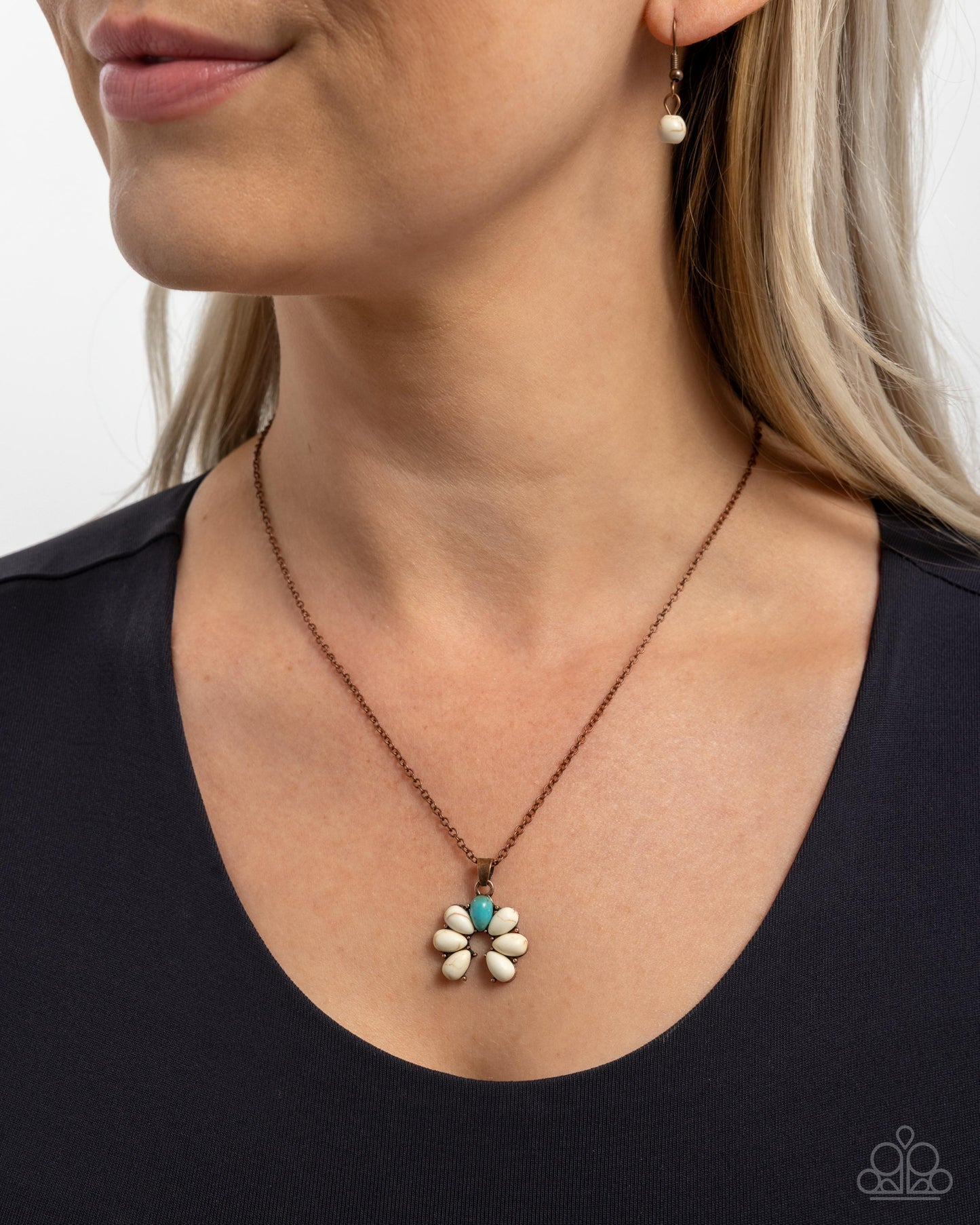 Highland Horseshoe - copper - Paparazzi necklace