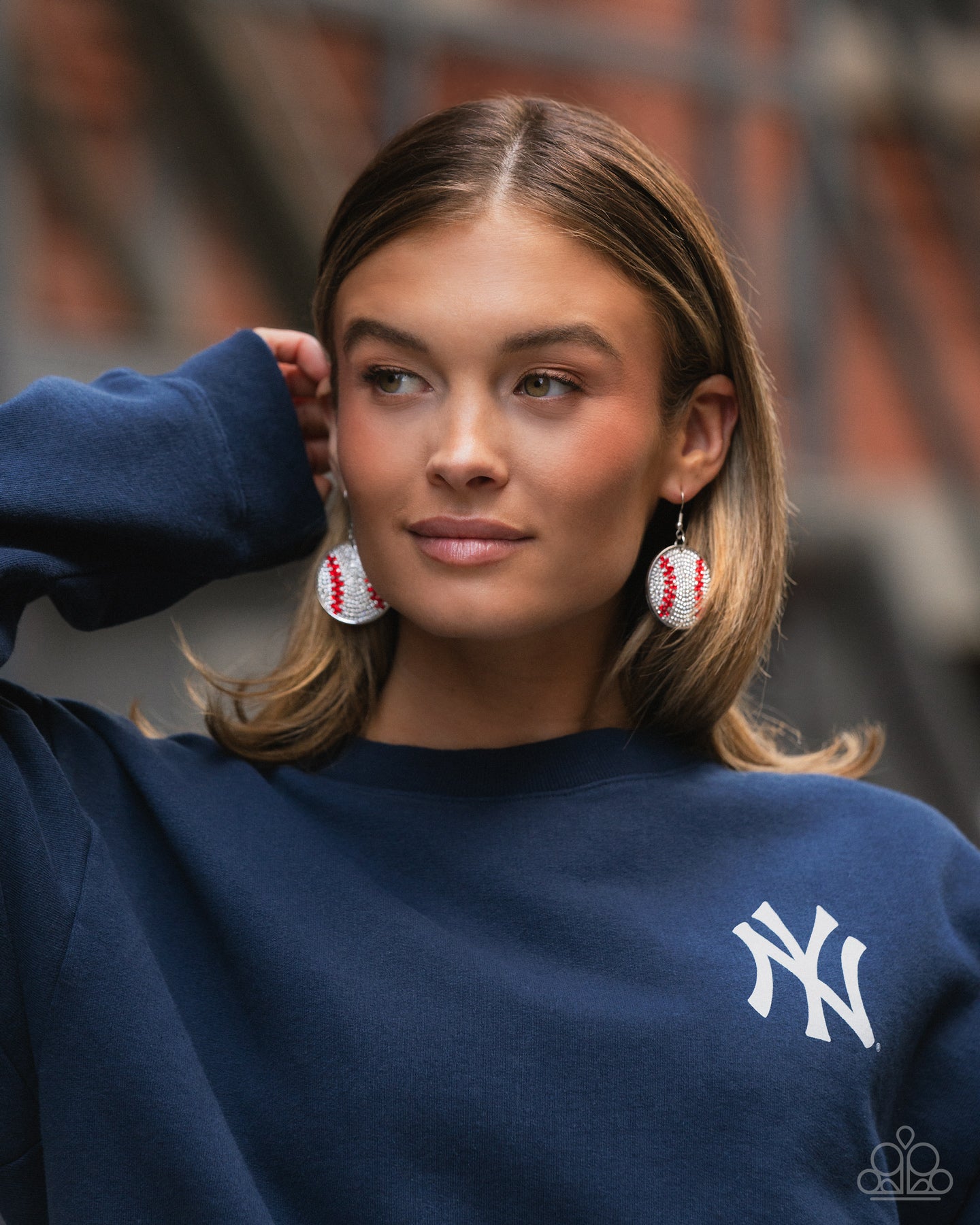 Homerun Haute - white - Paparazzi earrings