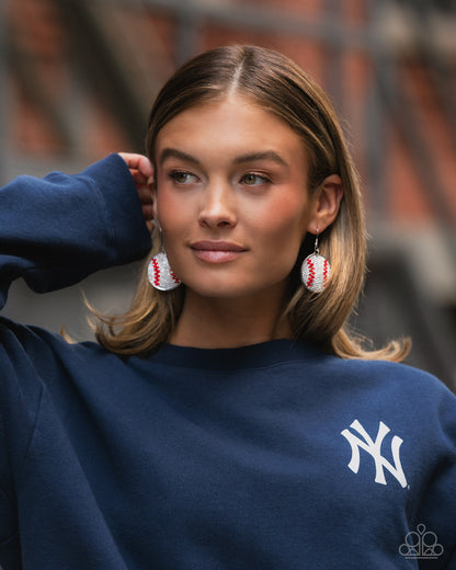 Homerun Haute - white - Paparazzi earrings