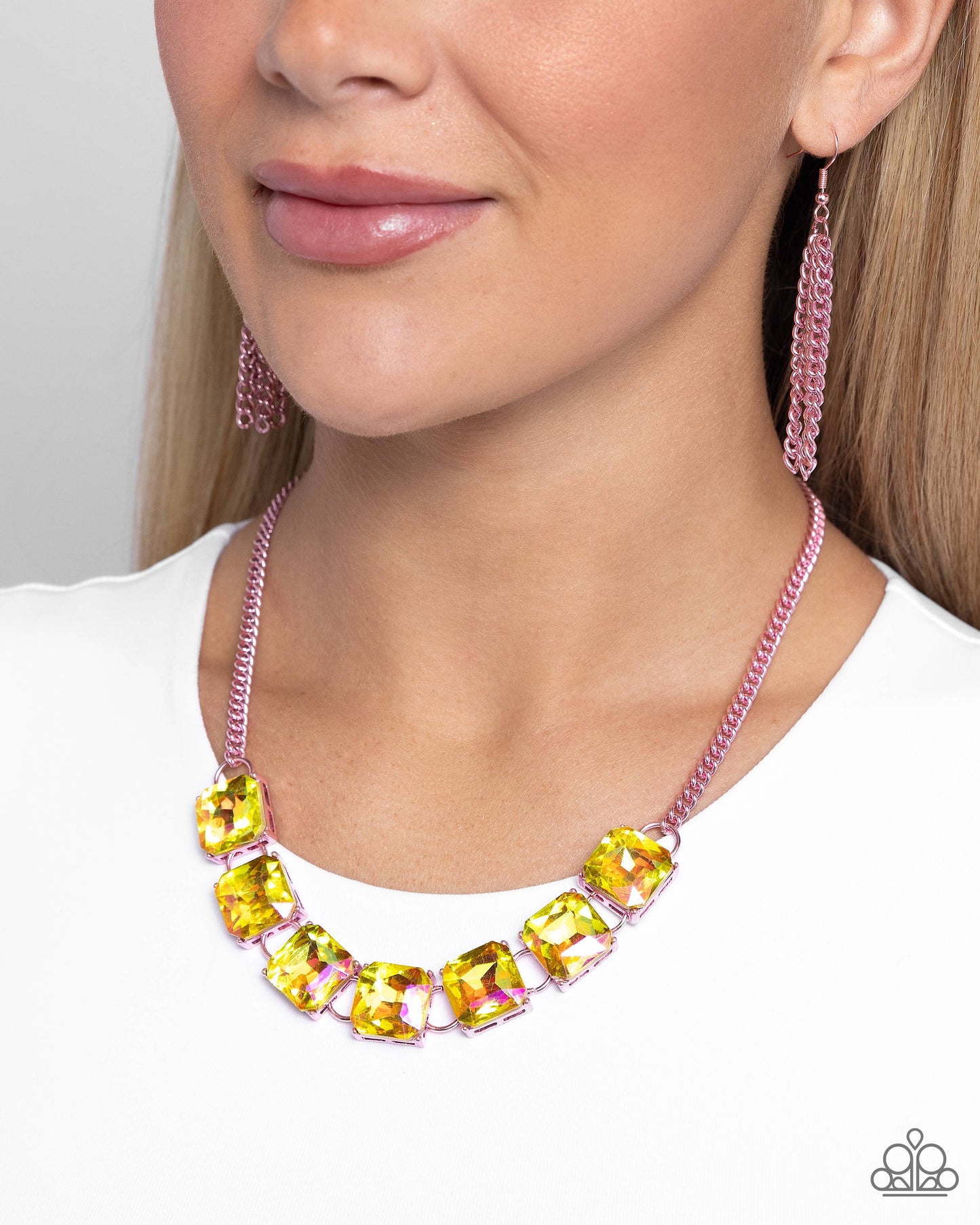 put on your party dress pink necklace paparazzi I SQUARE to Secrecy - pink