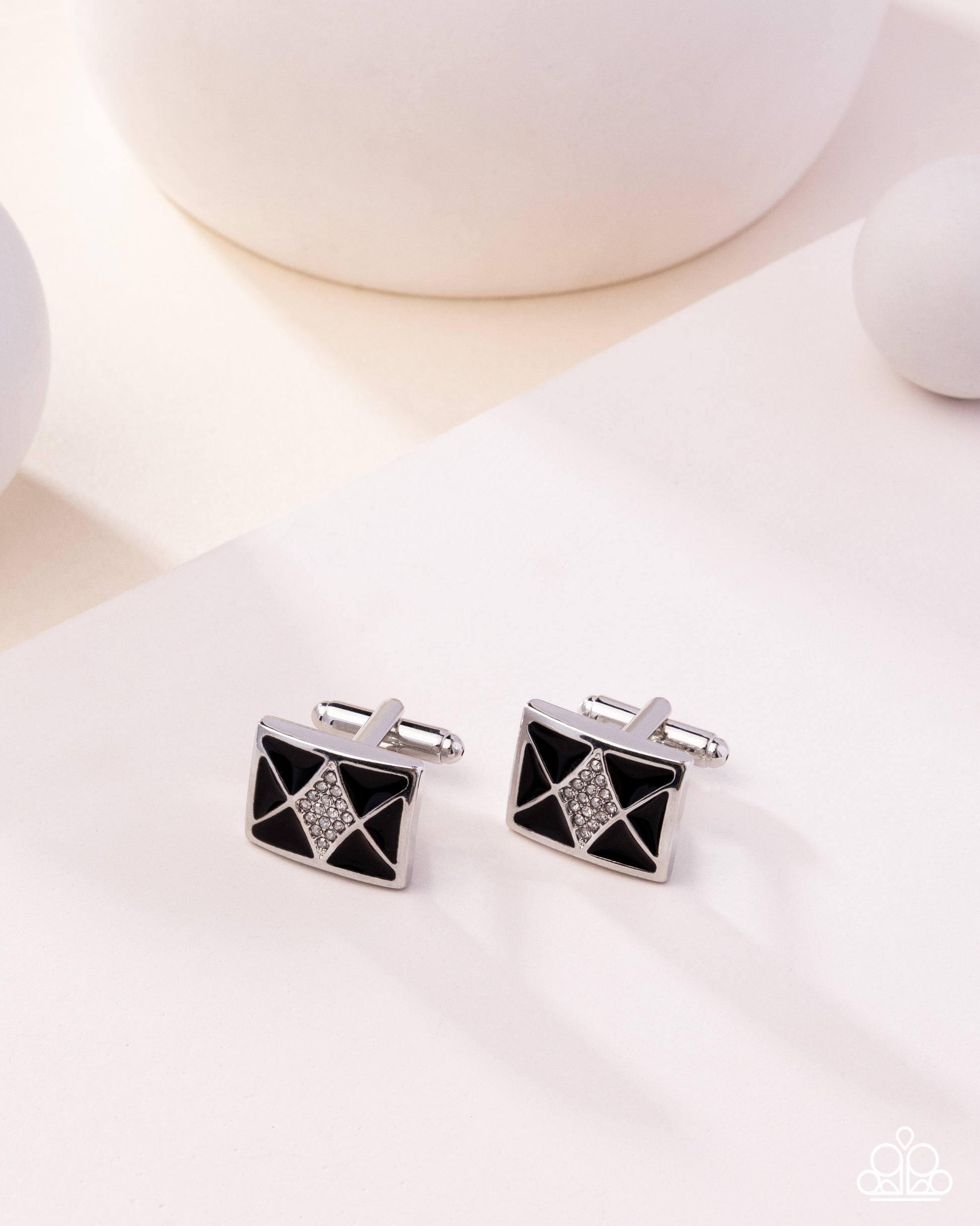 Iconic Invitation - black - Paparazzi MENS cufflinks
