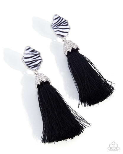 Iconic Zebra - black - Paparazzi earrings