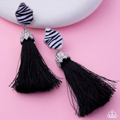 Iconic Zebra - black - Paparazzi earrings