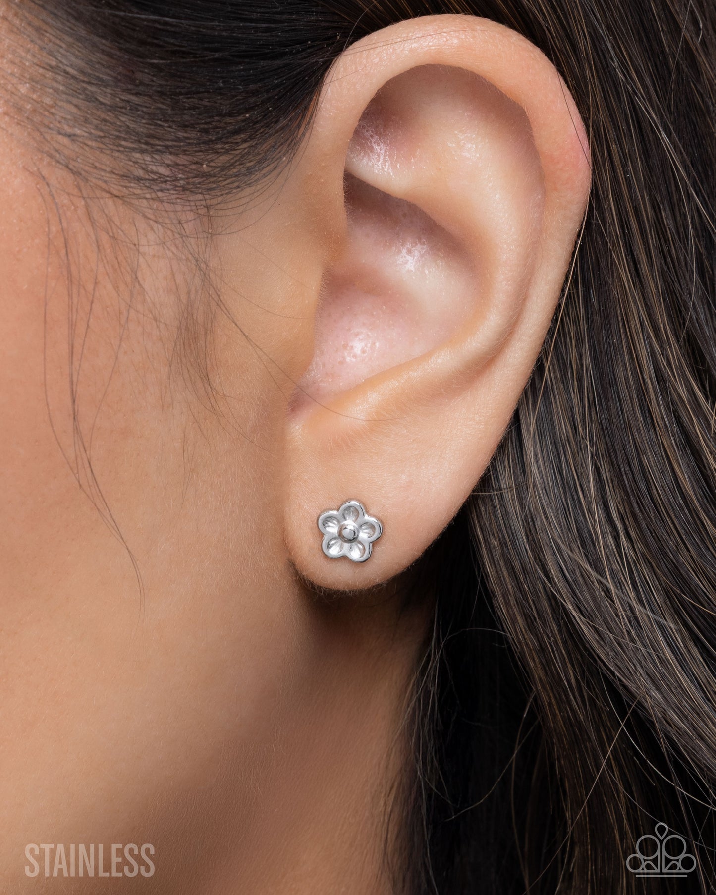 Impending BLOOM - silver - Paparazzi earrings