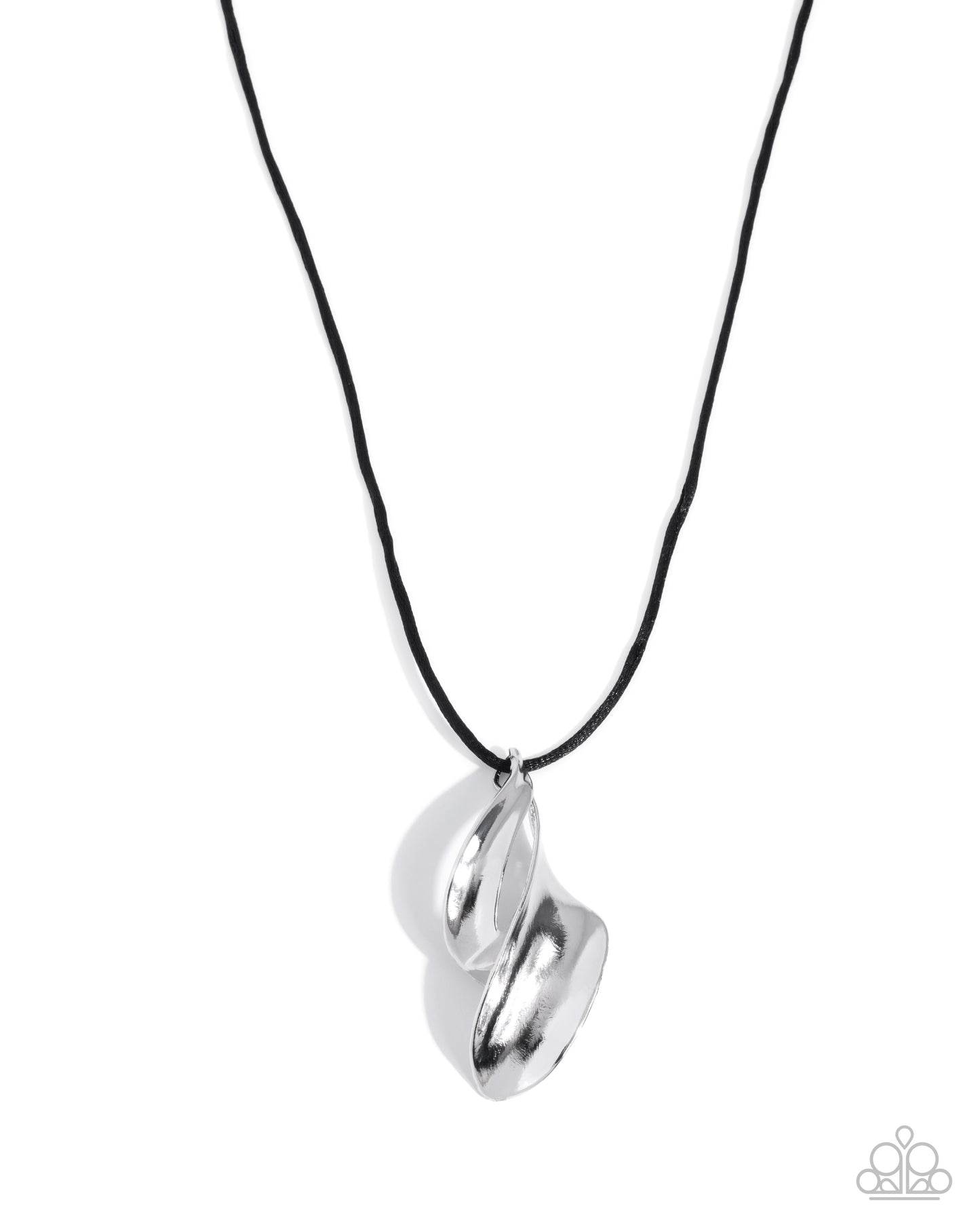 Impressive Individual - silver - Paparazzi necklace