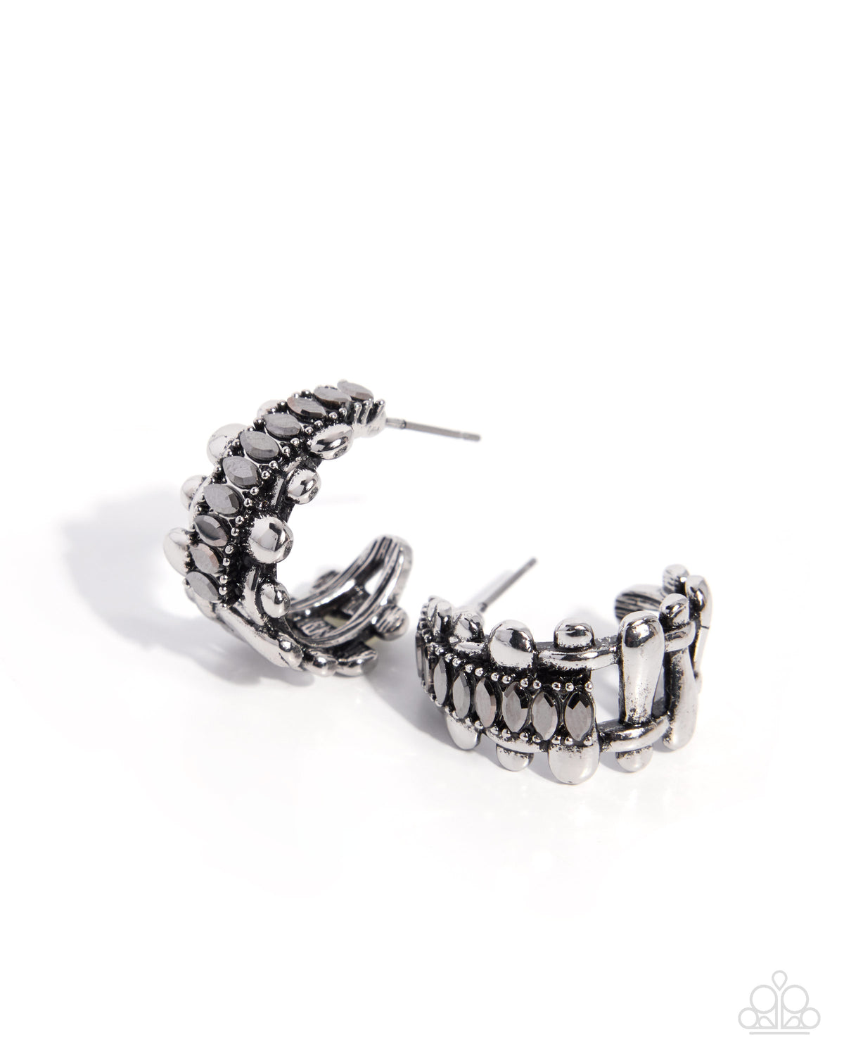  Incredible Industry - silver - Paparazzi earrings