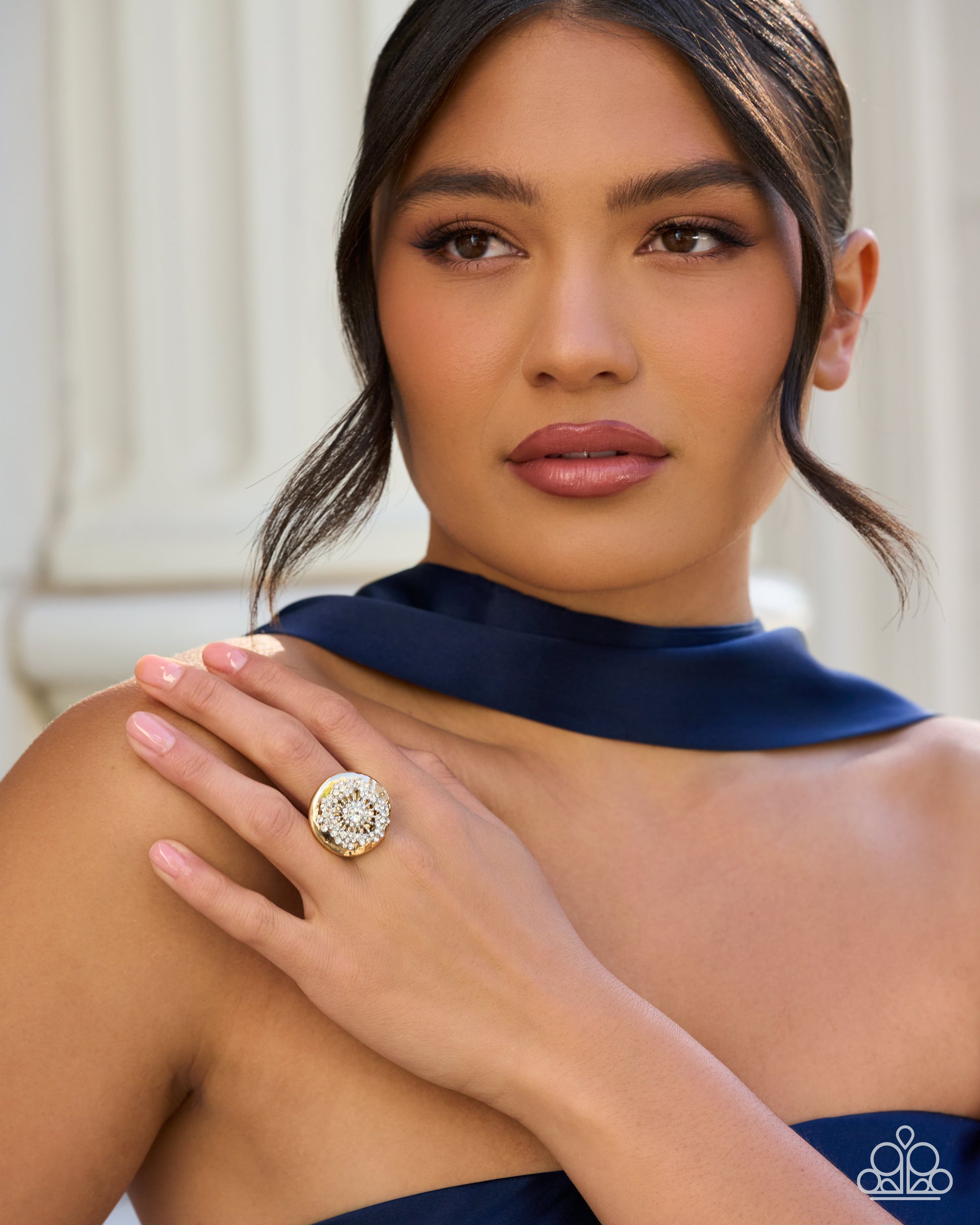 Indescribable Icon - gold - Paparazzi ring