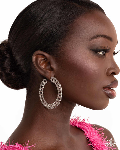 Interlocked Icing - white - Paparazzi earrings