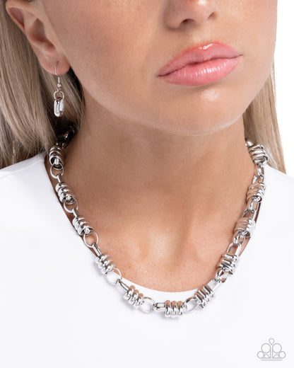 Interlocked Imitation - silver - Paparazzi necklace