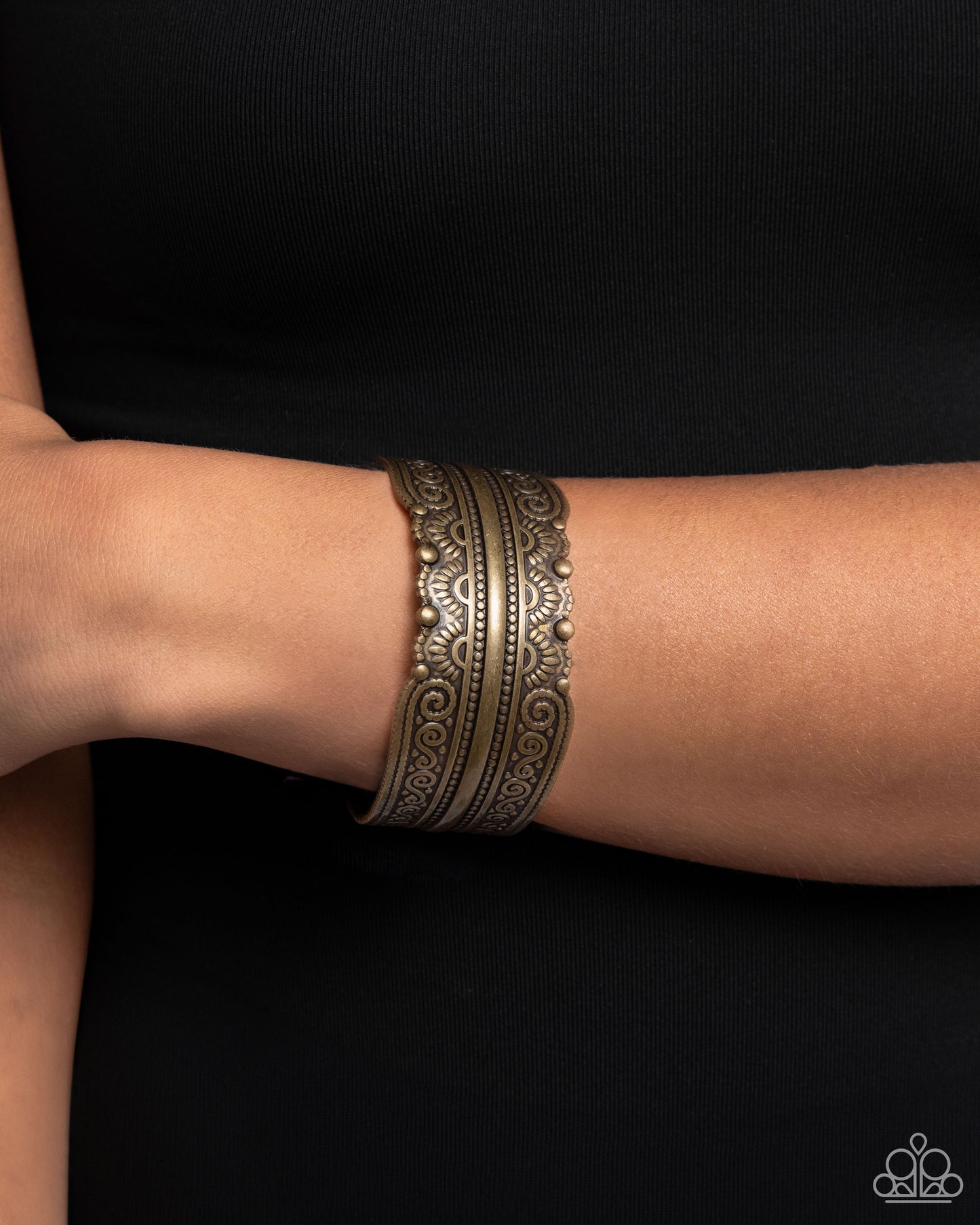 Into the Horizon - brass - Paparazzi bracelet