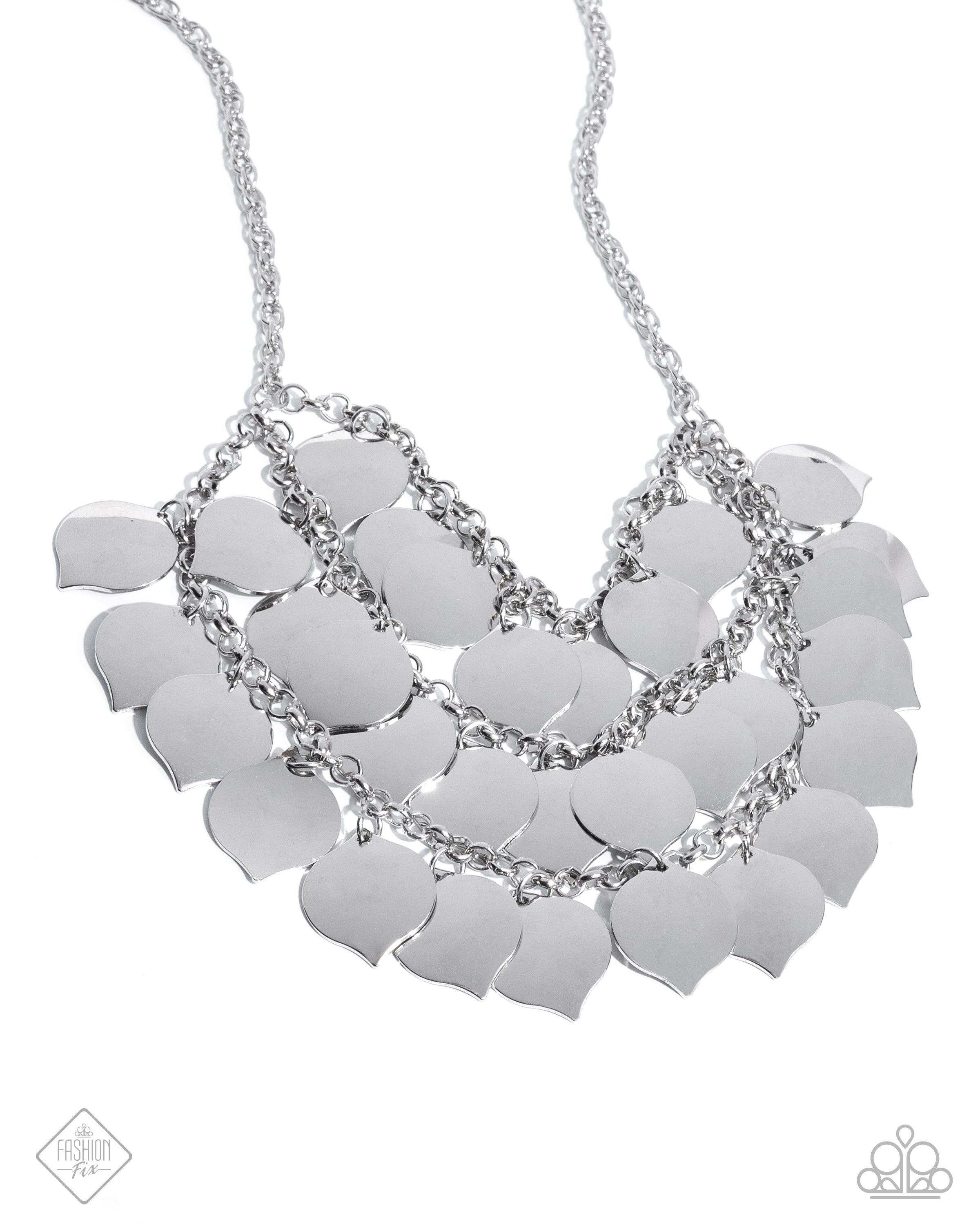 Intrepid Icon - silver - Paparazzi necklace – JewelryBlingThing