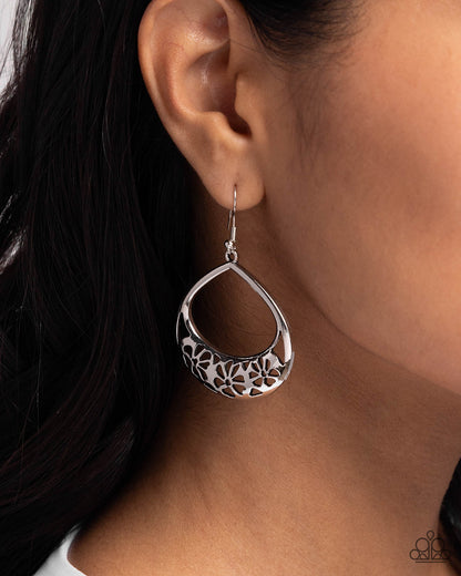 Island Ambrosia - silver - Paparazzi earrings