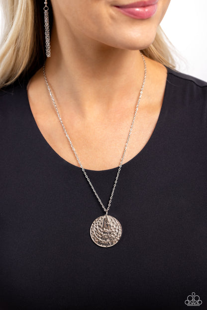 Keep Moving Forward - silver - Paparazzi necklace