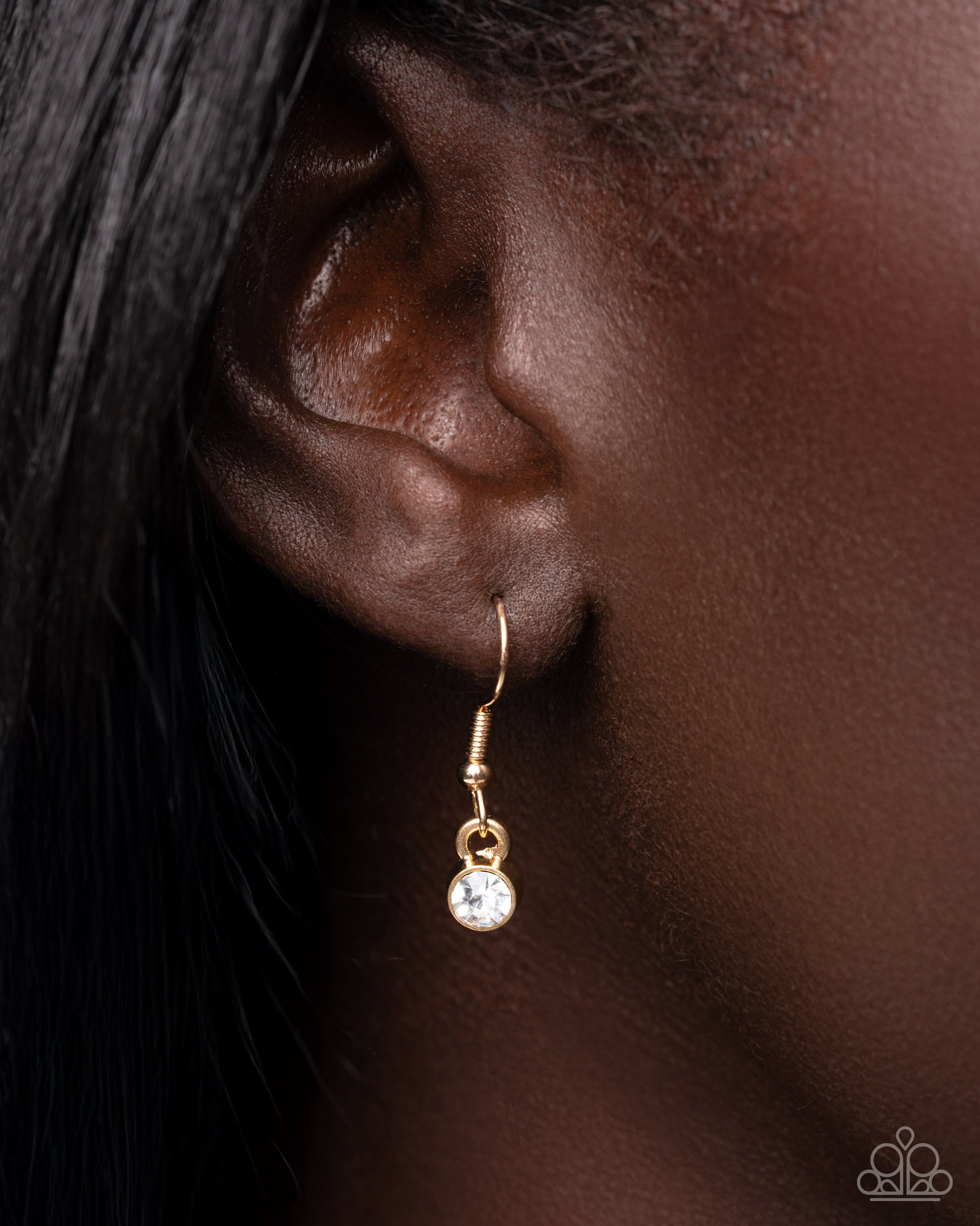 LOCK Show - gold - Paparazzi necklace