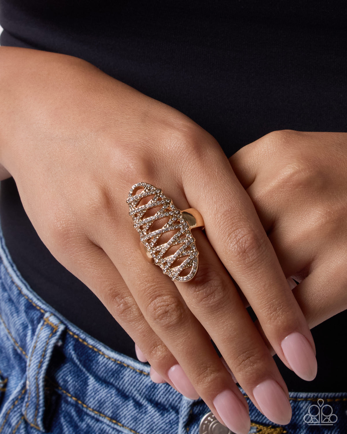 Ladylike Lace - gold - Paparazzi ring