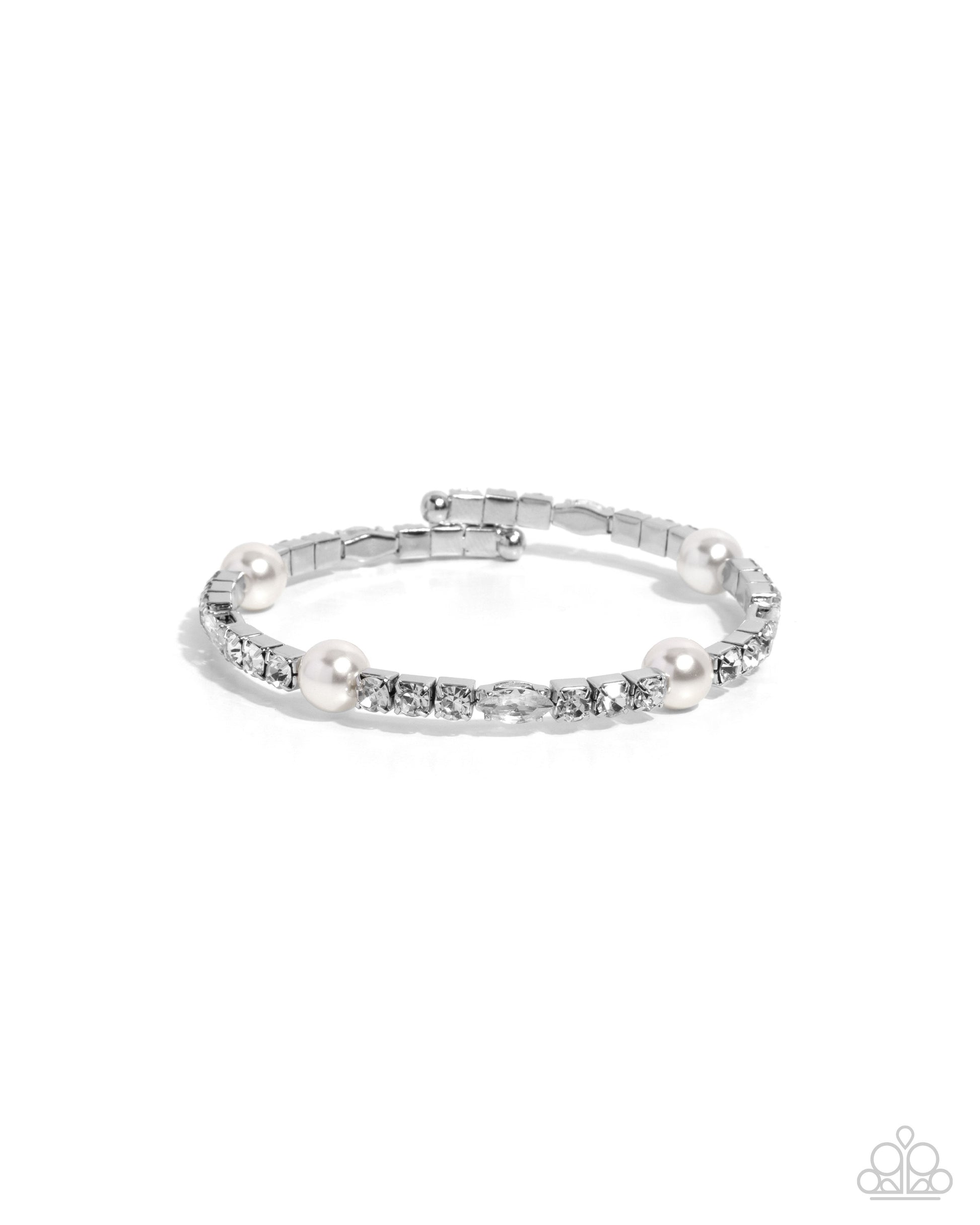 Ladylike Leader - white - Paparazzi bracelet