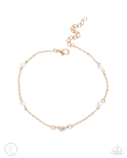 Ladylike Loop - gold - Paparazzi anklet