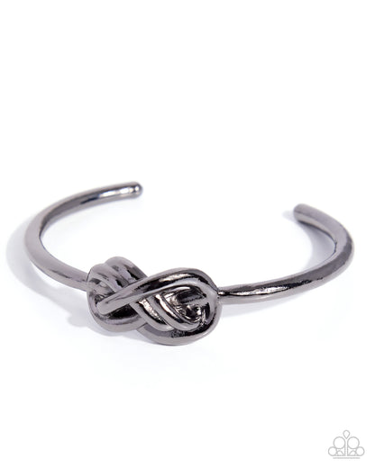 Last KNOT Least - black - Paparazzi bracelet