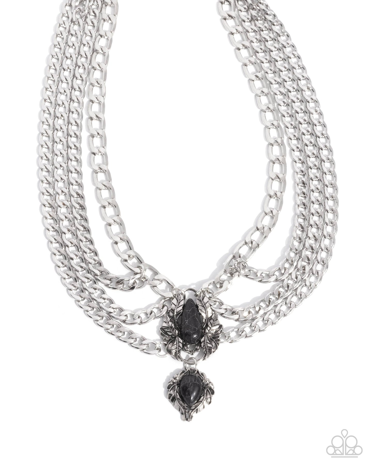 Laurel Layover - black - Paparazzi necklace
