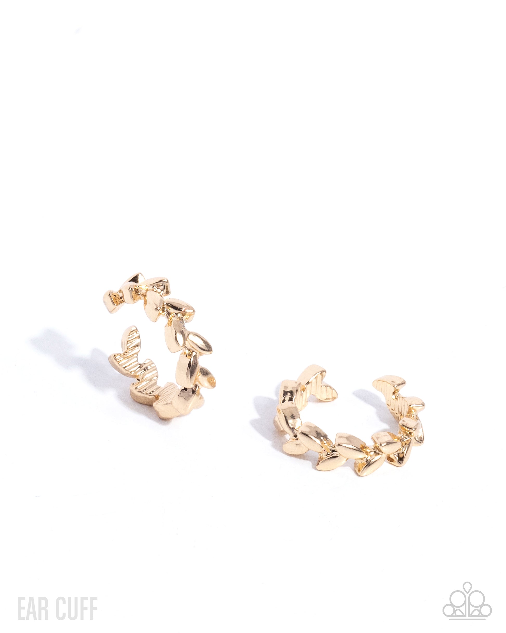 Laurel Limit - gold - Paparazzi ear cuff