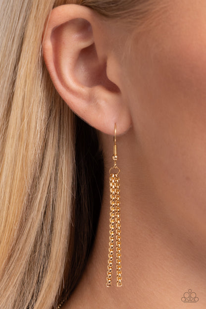 Layer Lockdown - gold - Paparazzi necklace